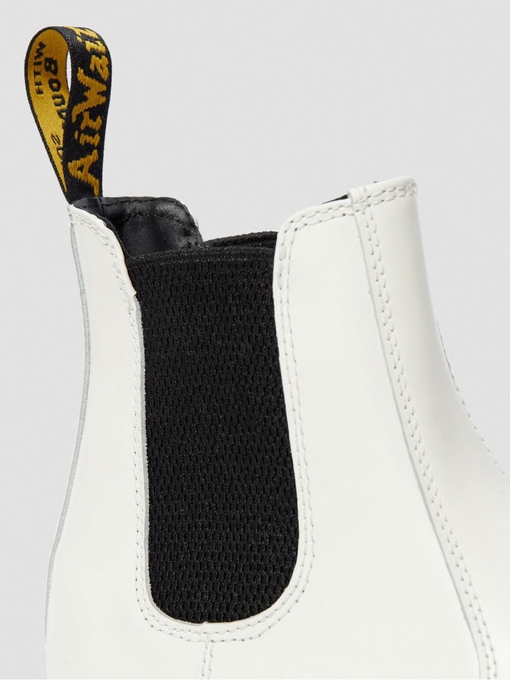 Dr. Martens 2976 QUAD PLATFORM CHELSEA BOOTS - Picture 8 of 12